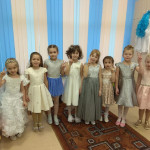 Новогодний утренник в подготовительной группе «Всезнайка»