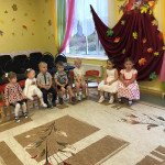 ПРАЗДНИЧНОЕ РАЗВЛЕЧЕНИЕ ВО ВТОРОЙ МЛАДШЕЙ ГРУППЕ «ВСЕЗНАЙКА»