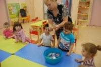 Организация предметно-развивающей среды во 2 младшей группе.